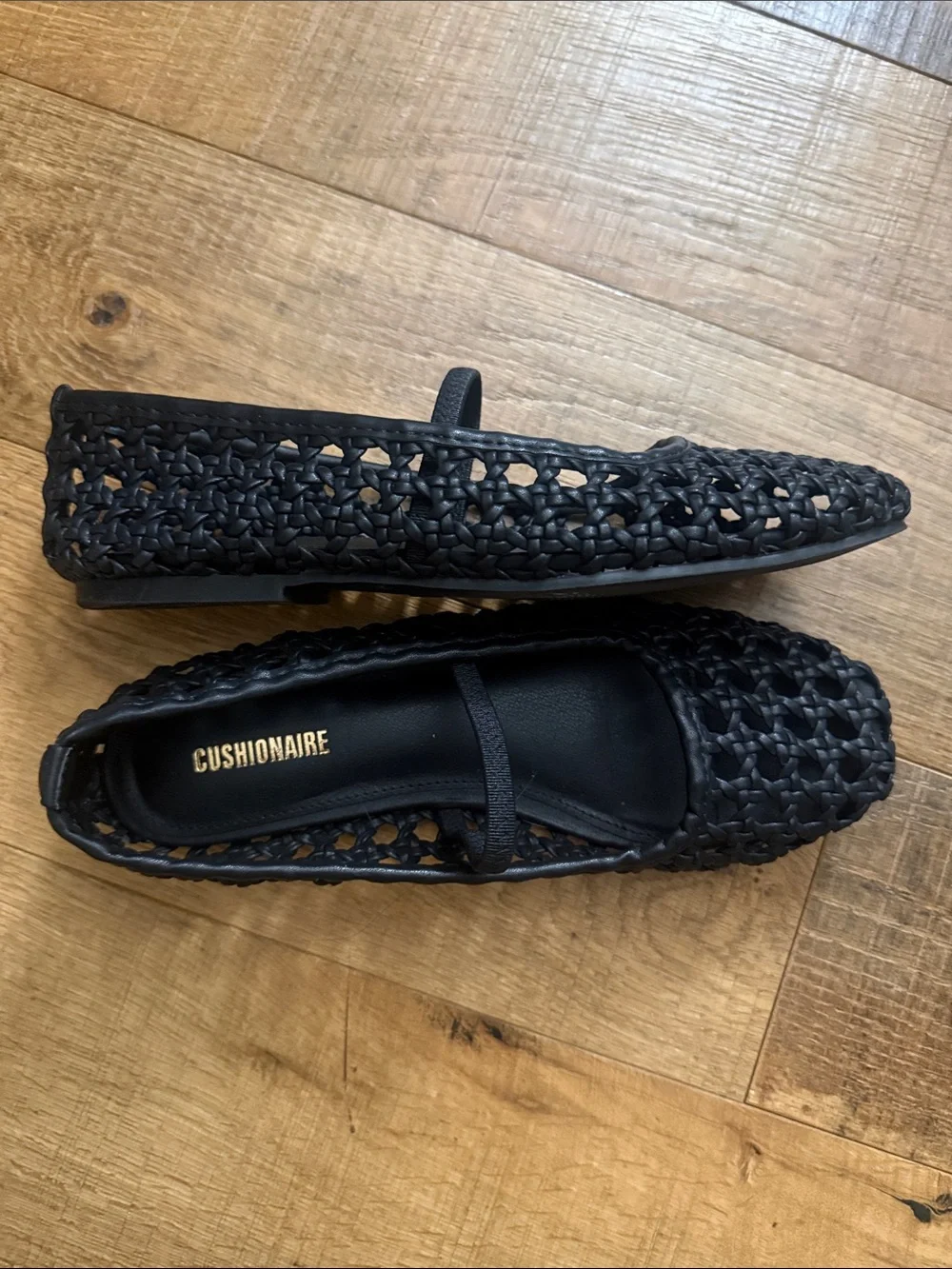 Cushionaire Black Woven Mary Jane Flats with Elastic Strap